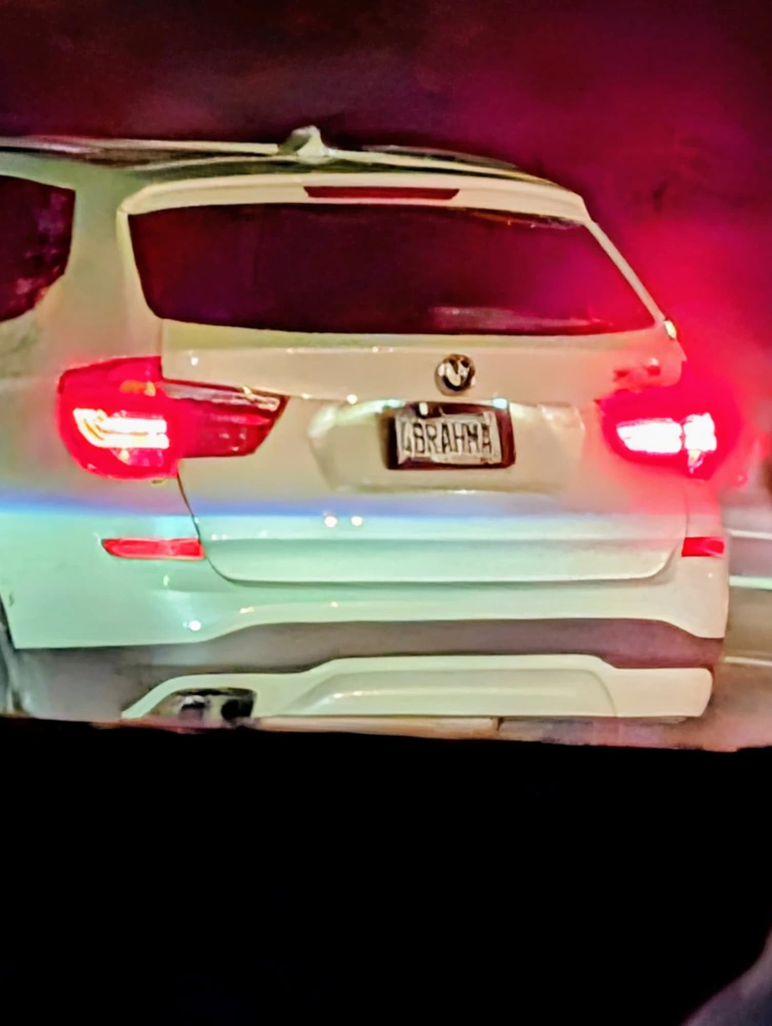 BMW X3 — plate “4brahma”