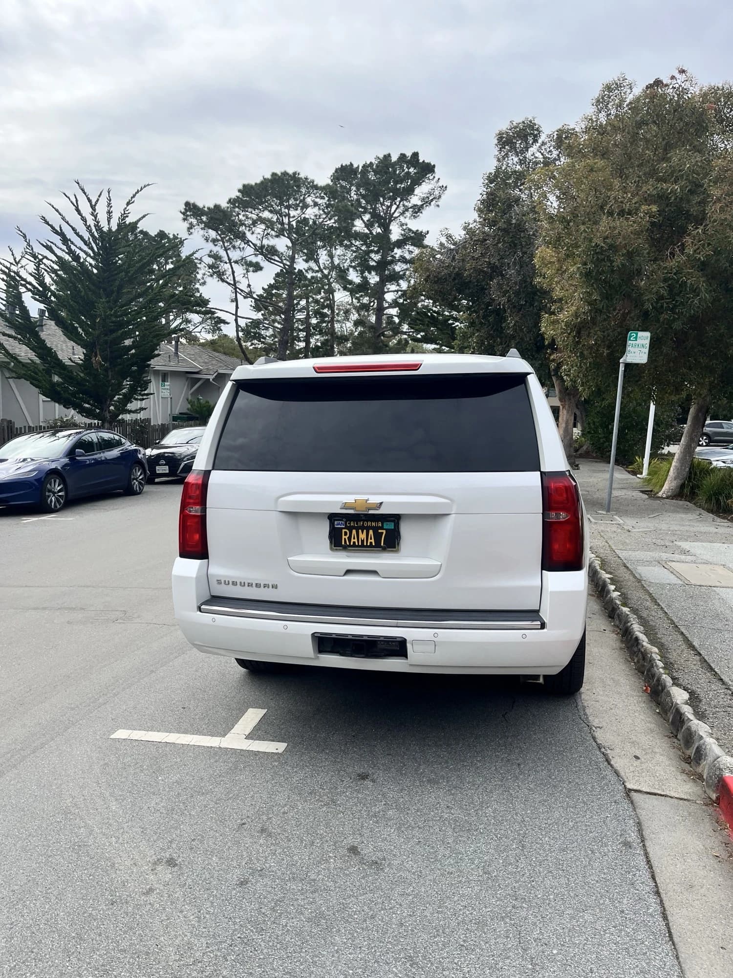 Spotted in the wild — plate “RAMA 7”