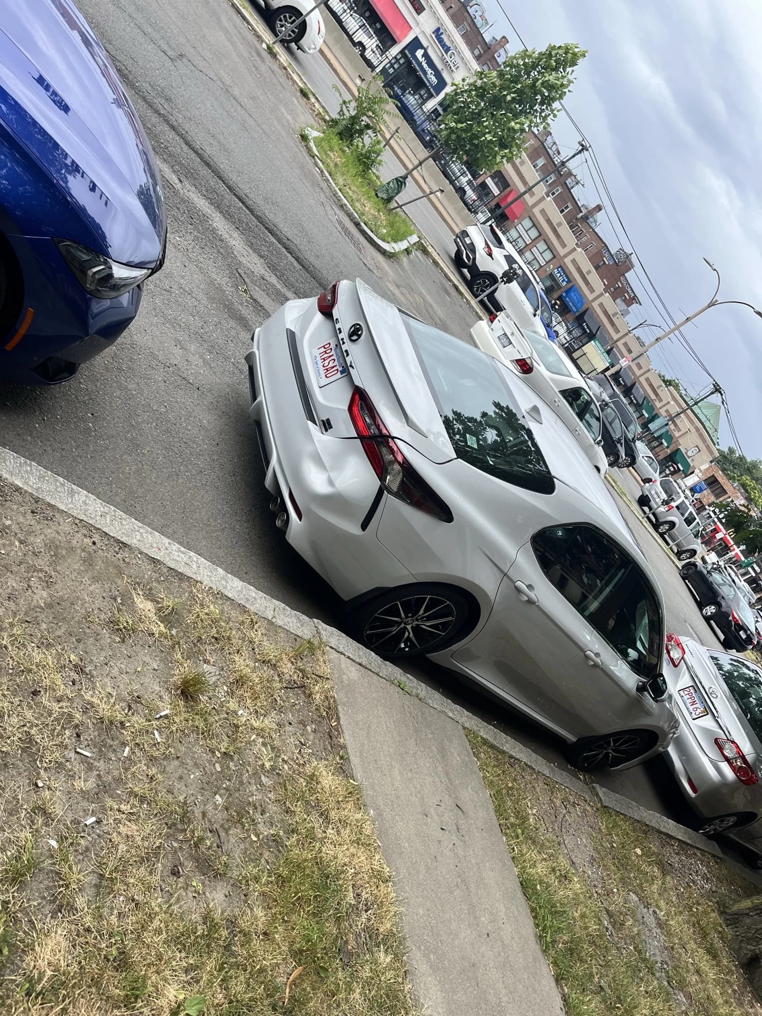 Spotted in the wild — plate “PRASAD”